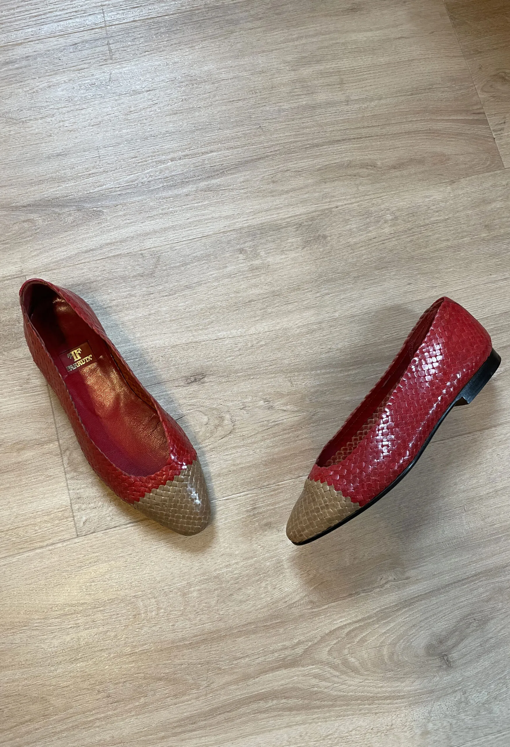 Ballerine vintage in pelle intrecciata rossa e beige