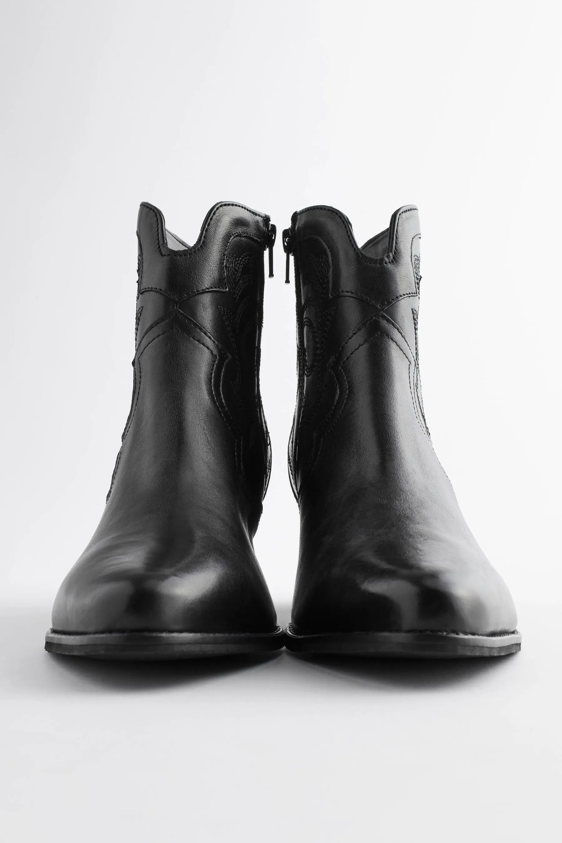 Forever Comfort® - Stivali stile western/cowboy con cuciture alla caviglia