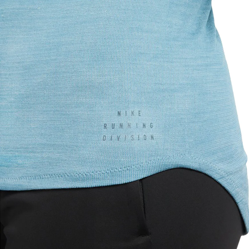Nike Dri-FIT Advance Run Division per donna Top - SP23
