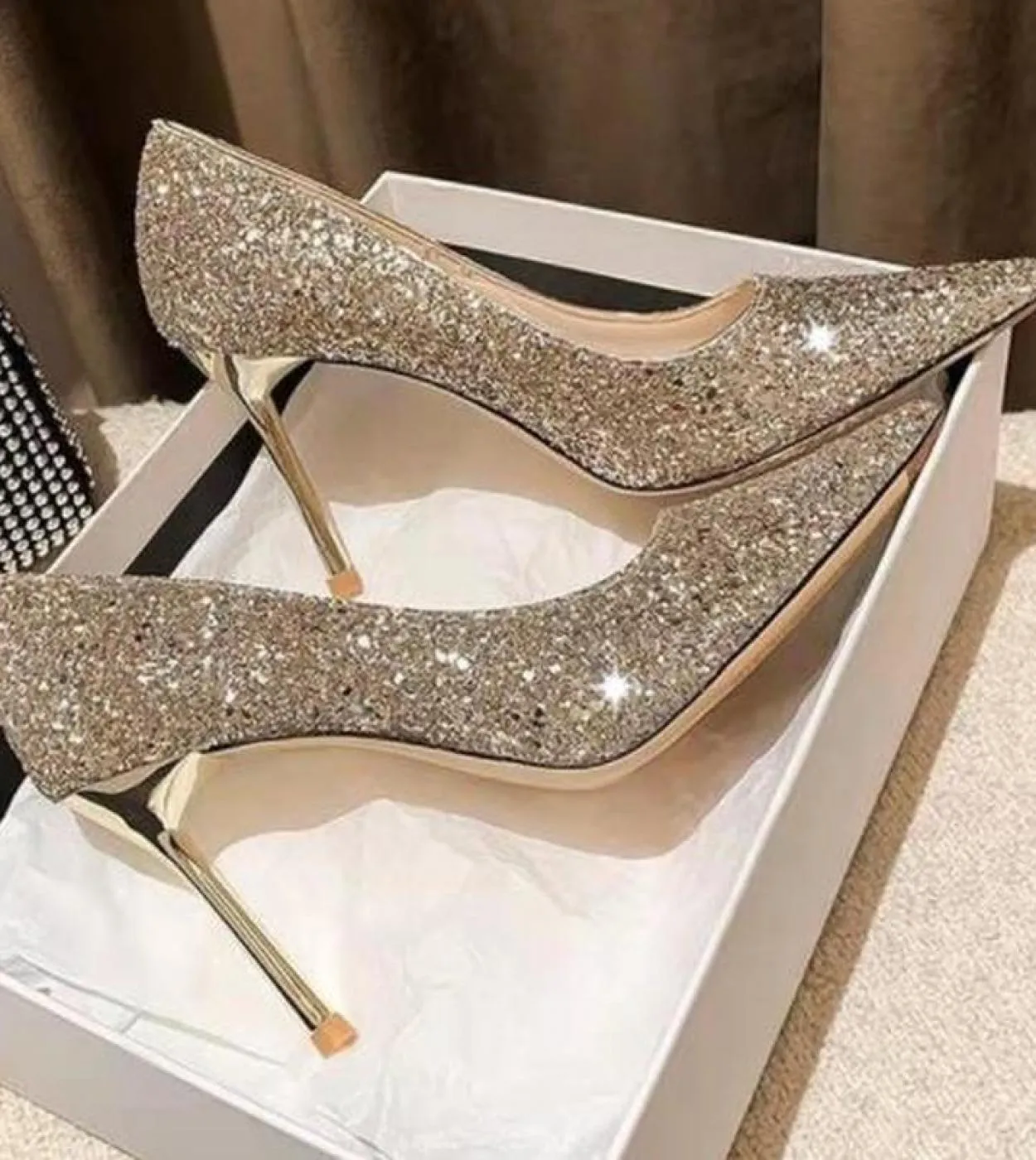 Scarpe con tacco alto da donna Stiletto a punta Paillettes argento Bocca bassa Scarpe singole Scarpe eleganti da lavoro da donna