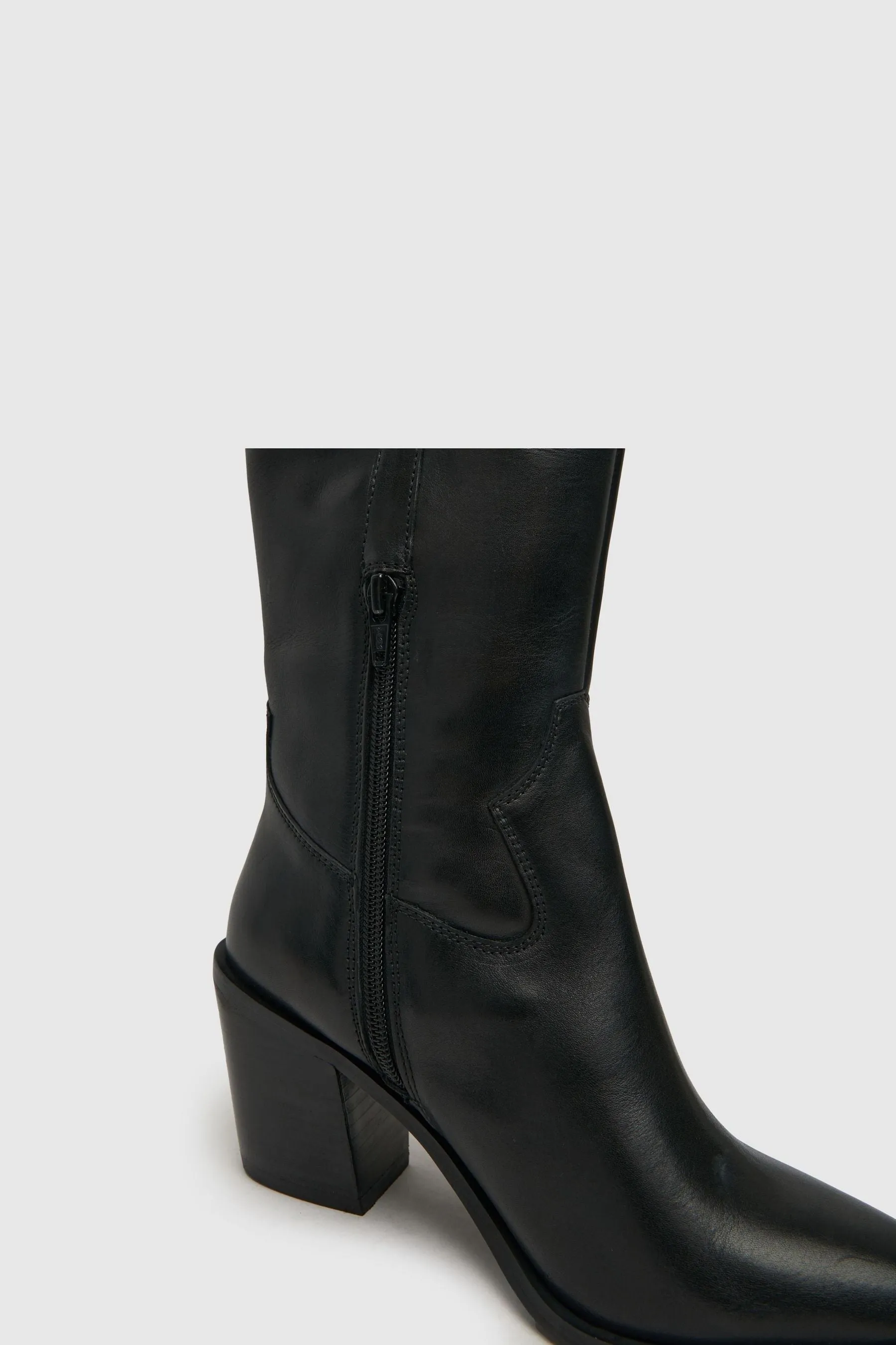 Schuh - Dorothy - Nero al ginocchio stile western - Stivali