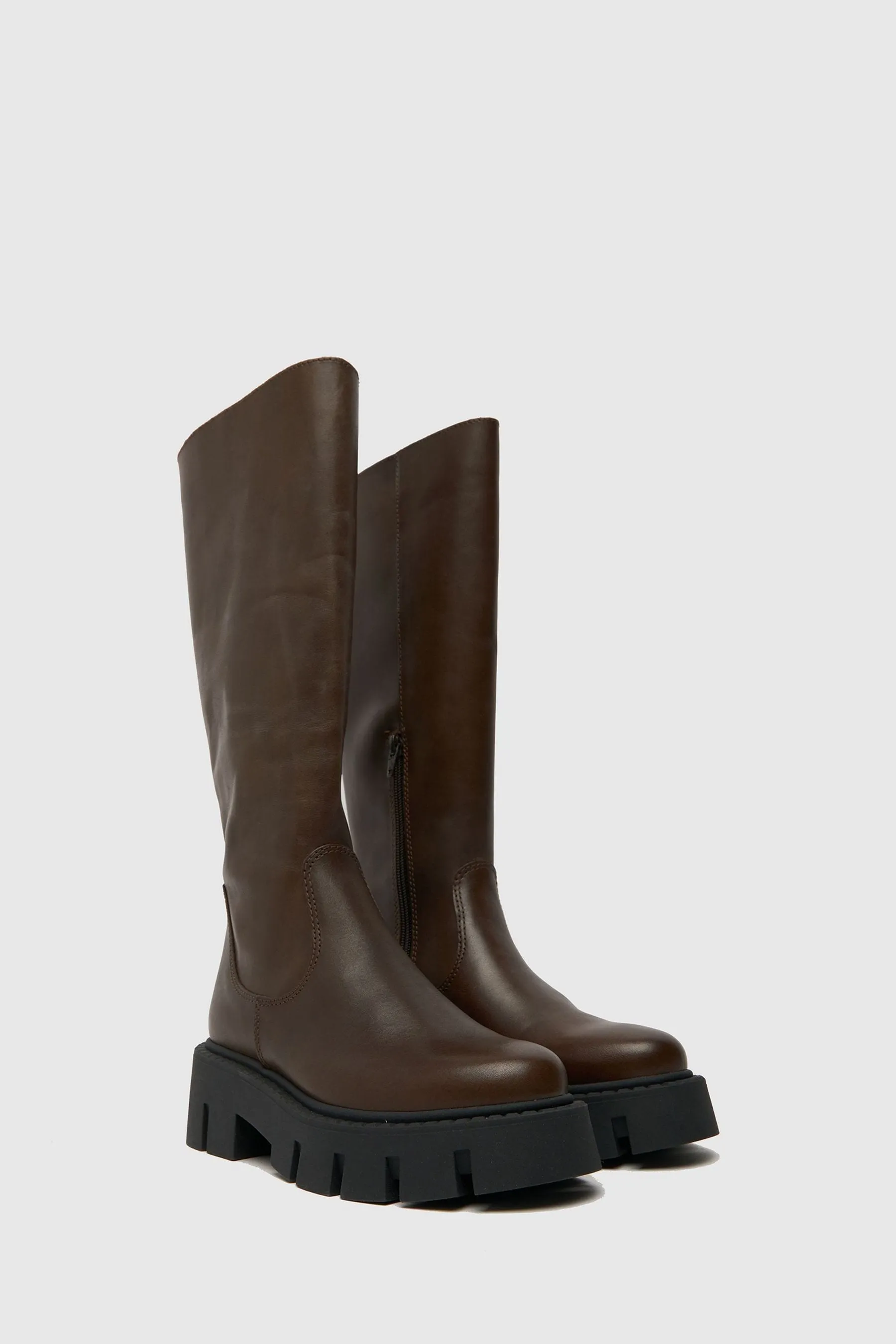 Schuh - Marrone al ginocchio pesante in pelle colomba - Stivali