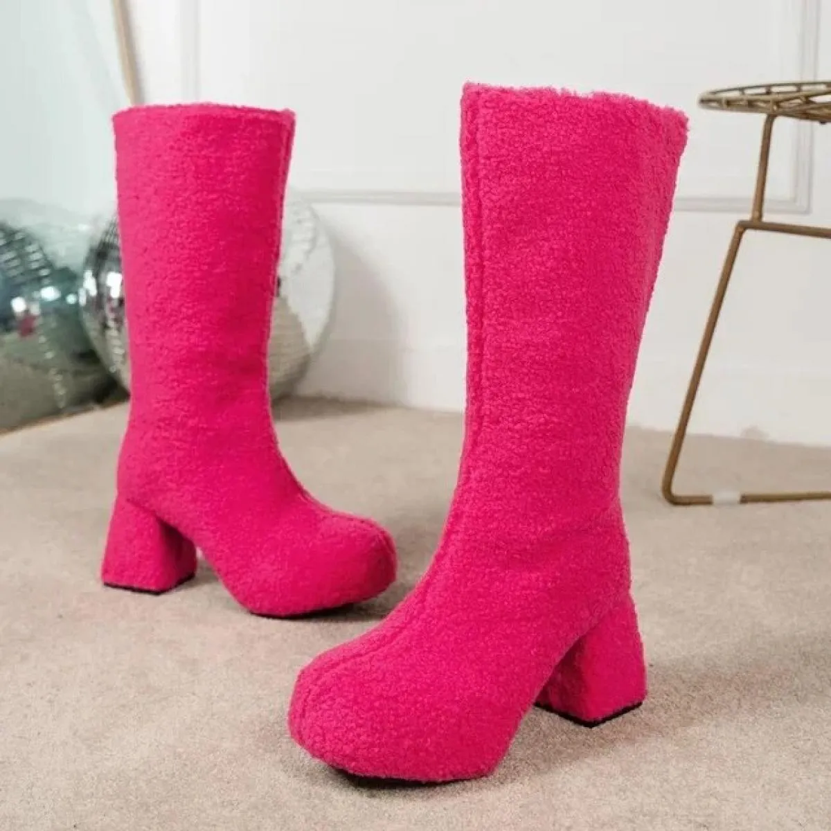 Stivali alti al ginocchio in velluto a coste 2024 scarpe da donna di marca tacco quadrato inverno punta tonda corta cerniera in