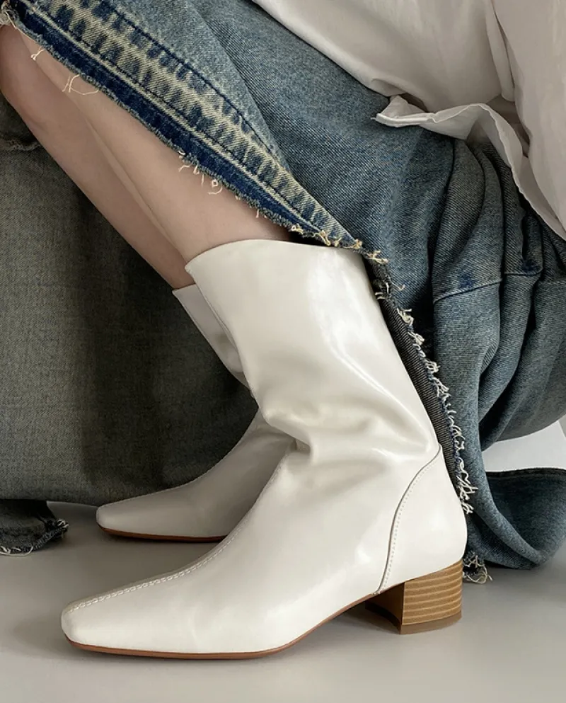 Stivali da donna a metà polpaccio bianchi slip-on di celebrità di Internet Nuovi stivali da cowboy occidentali con tacco medio e