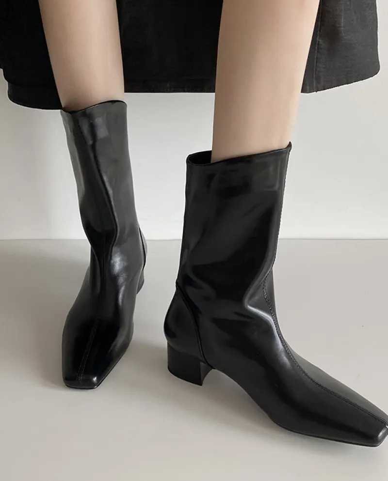 Stivali da donna a metà polpaccio bianchi slip-on di celebrità di Internet Nuovi stivali da cowboy occidentali con tacco medio e